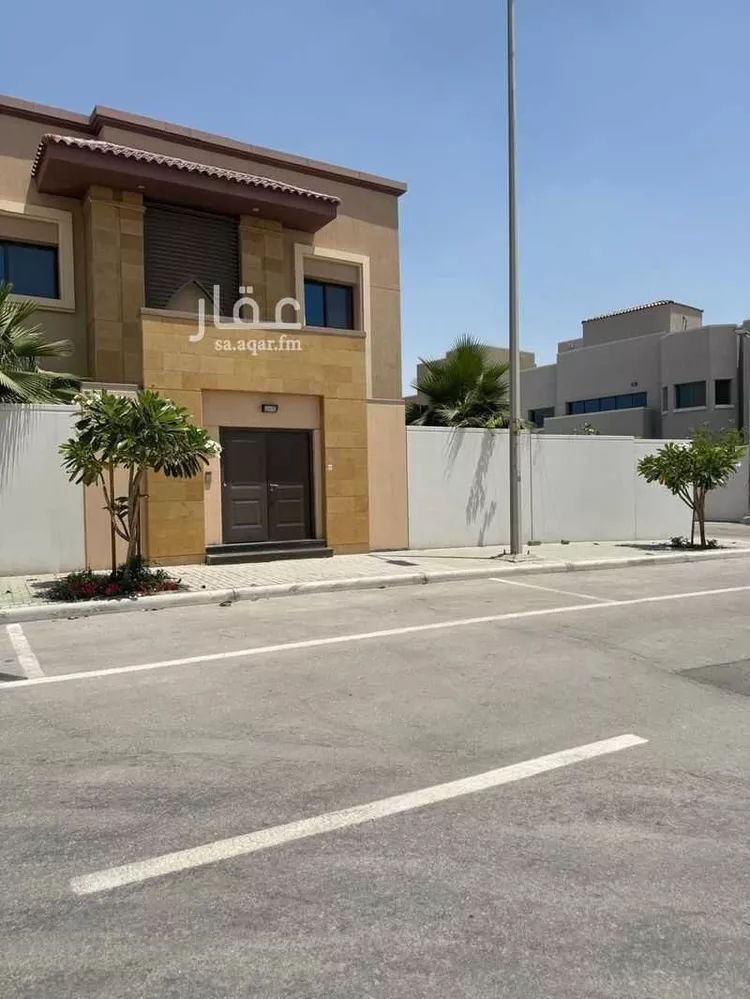 فيلا للإيجار في شارع ام الدار ، حي أجيال ، الظهران ، الدمام
