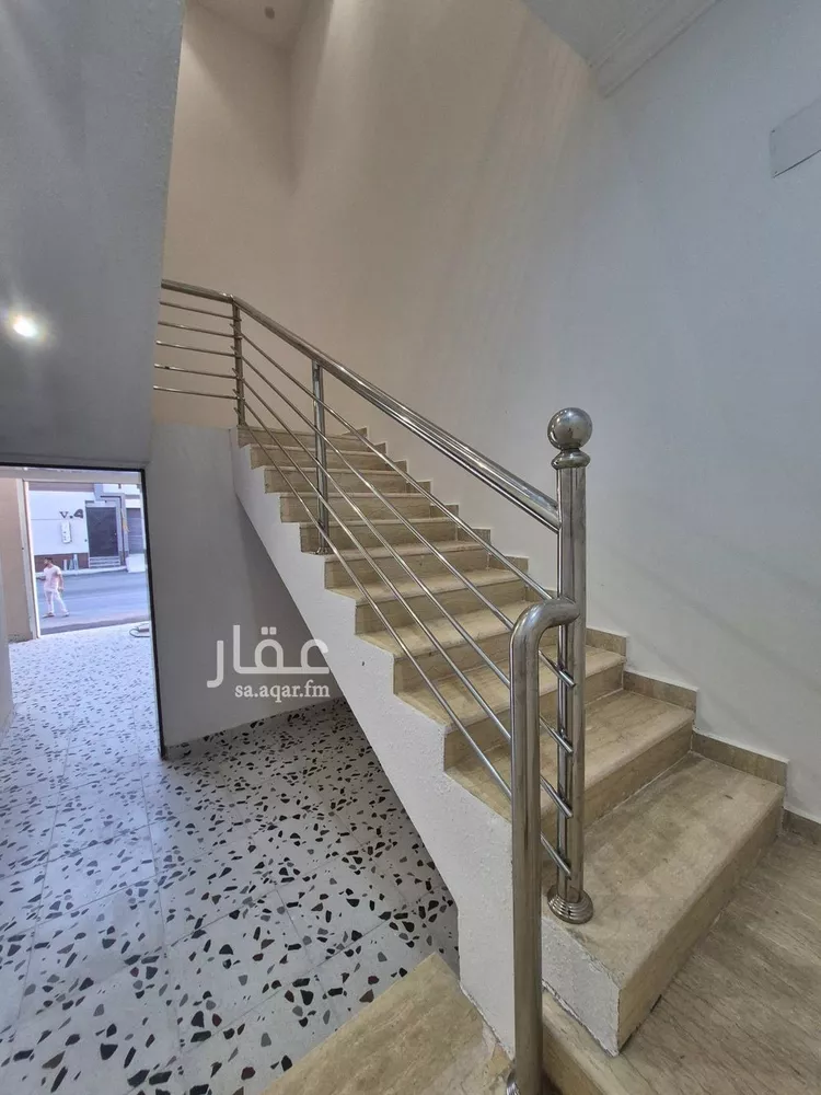 فيلا للبيع في شارع الزلال, حي طيبة, مدينة الرياض, منطقة الرياض صورة 3
