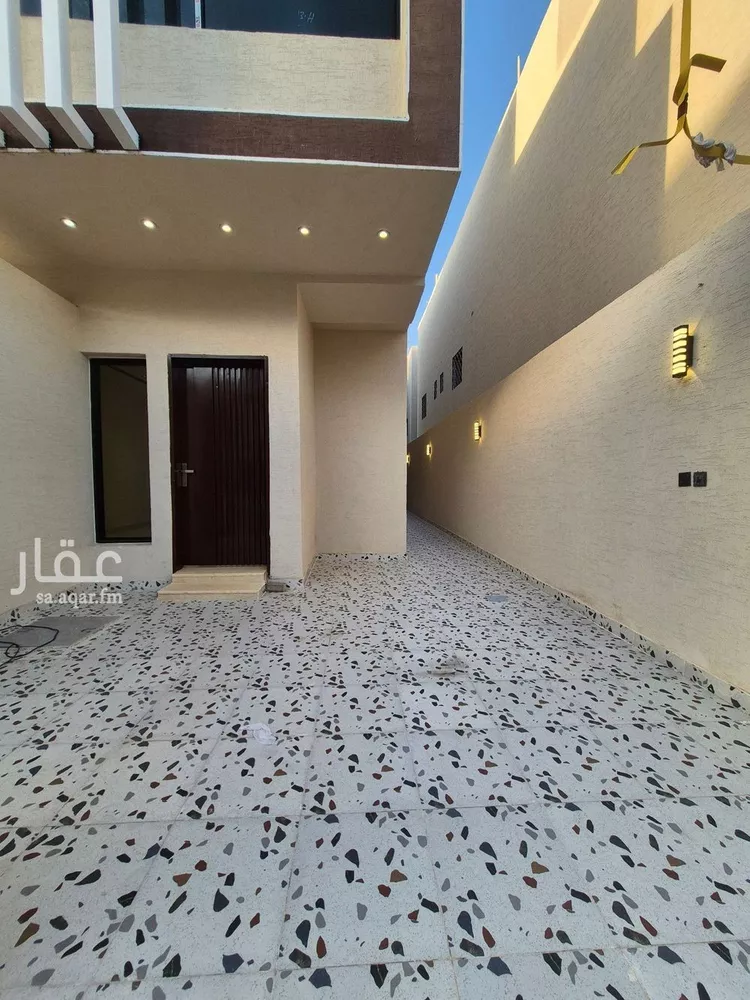 فيلا للبيع في شارع عبدالعزيز الإحسائي, حي طيبة, مدينة الرياض, منطقة الرياض صورة 3