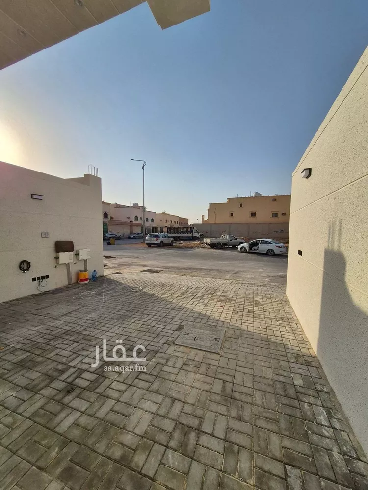 دور للبيع في شارع أحمد بن سيار, حي طويق, مدينة الرياض, منطقة الرياض صورة 3