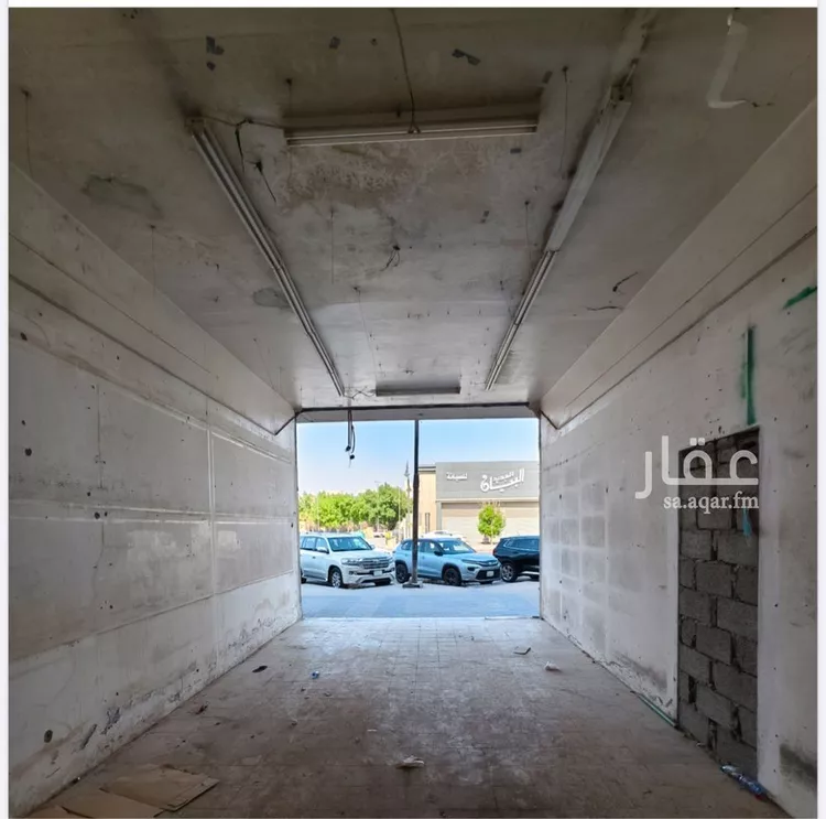 محل للإيجار في شارع المغيره بن شعبه, حي الملك فهد, مدينة الرياض, منطقة الرياض صورة 2