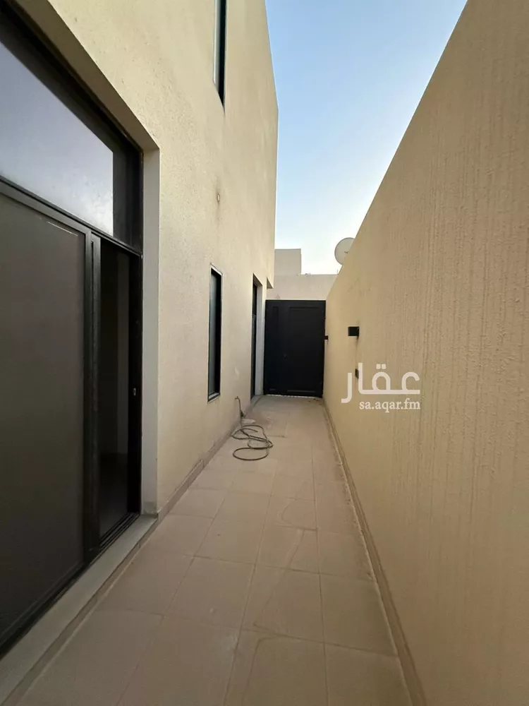 شقة للبيع في شارع عبدالرحمن بن خميس, حي العارض, مدينة الرياض, منطقة الرياض صورة 2