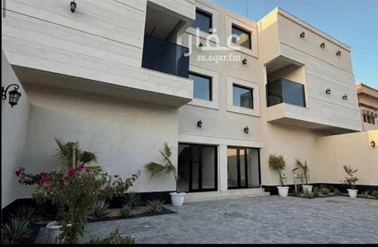 شقة للبيع في شارع أحمد الغزي, حي ظهرة البديعة, مدينة الرياض, منطقة الرياض 1 صورة