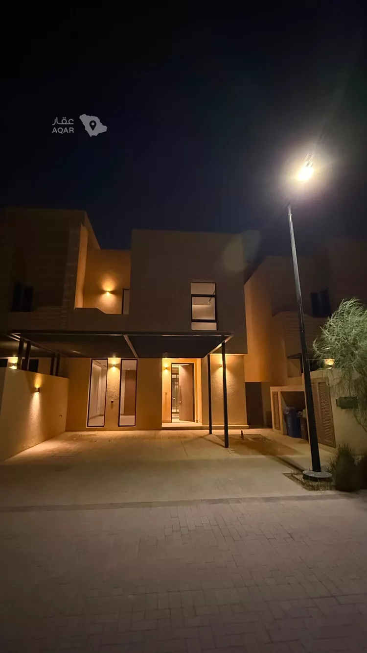 Villa for Sale in Riyadh King Khalid International Airport
