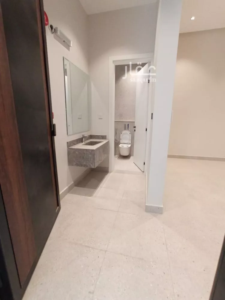 شقة للبيع في شارع ابن عبدالغافر النيسابوري, حي العارض, مدينة الرياض, منطقة الرياض صورة 2