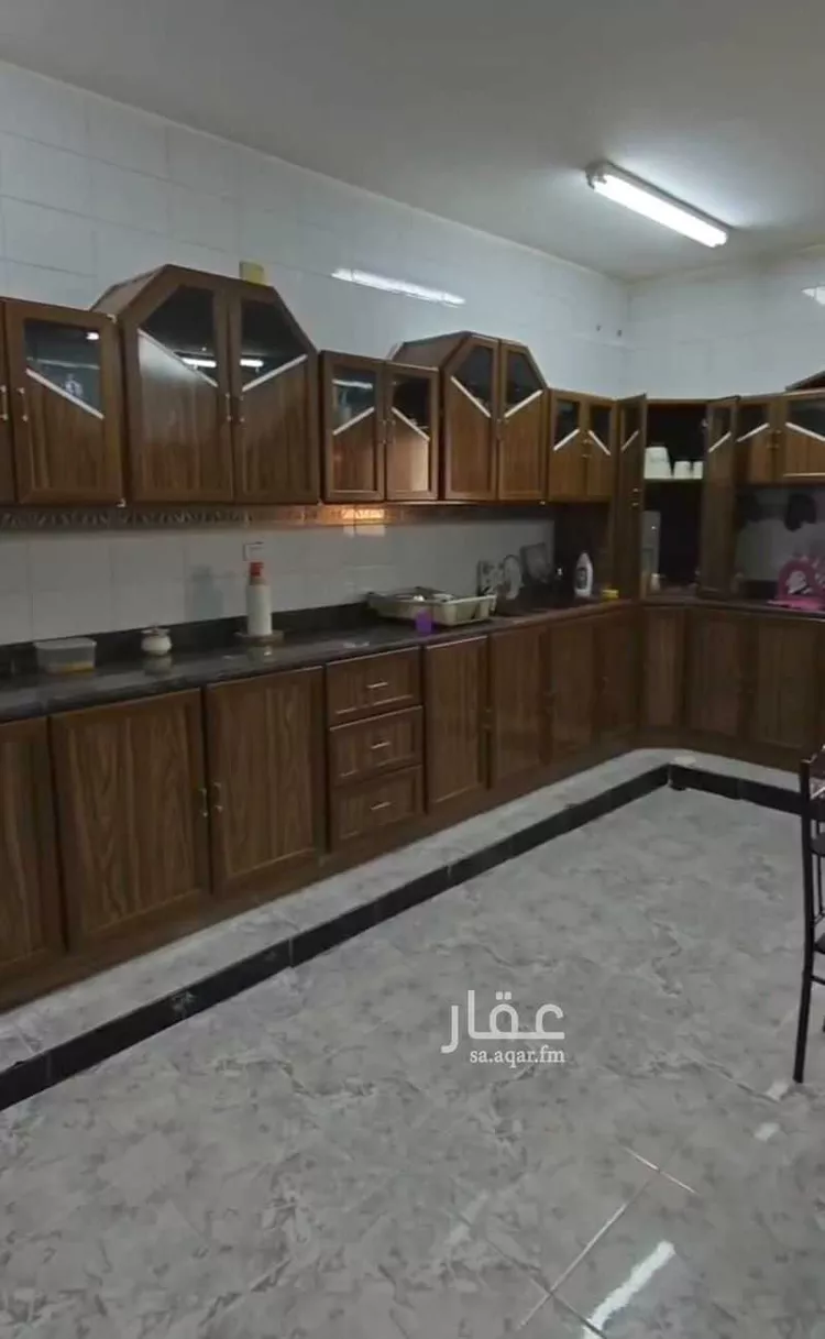 فيلا للبيع في شارع جعفر ابن زهير, حي الحلقة الشرقية, مدينة الطائف, منطقة مكة المكرمة 9