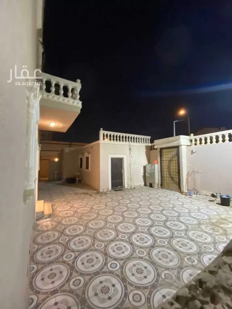 فيلا للبيع في شارع الدفاع, حي إشبيلية, مدينة الرياض, منطقة الرياض