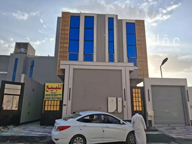 دور للبيع في شارع سفيان بن الحارث, حي الحزم, مدينة الرياض, منطقة الرياض