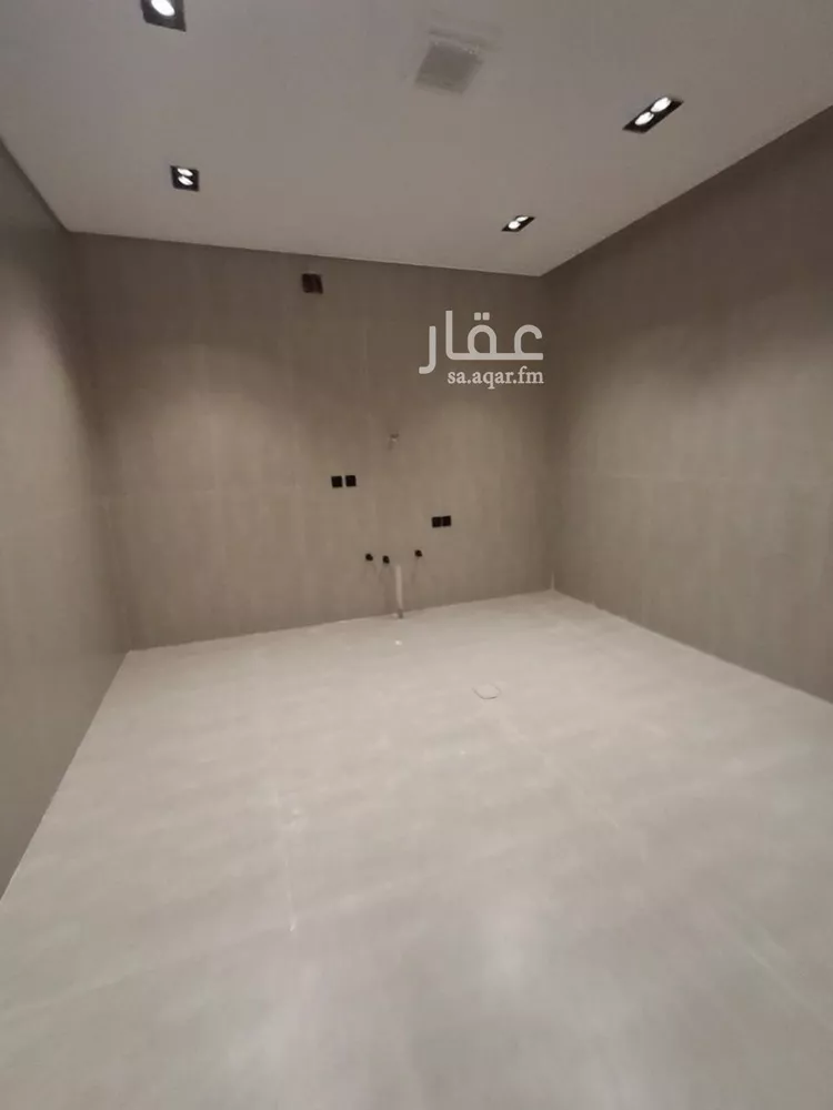 دور للبيع في شارع إبراهيم بن سعد, حي العريجاء الغربي, مدينة الرياض, منطقة الرياض صورة 3