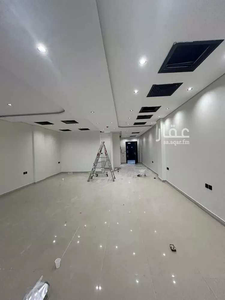 مكتب تجاري للإيجار في شارع الدائرى الشمالى الفرعي, حي الوادي, مدينة الرياض, منطقة الرياض صورة 3