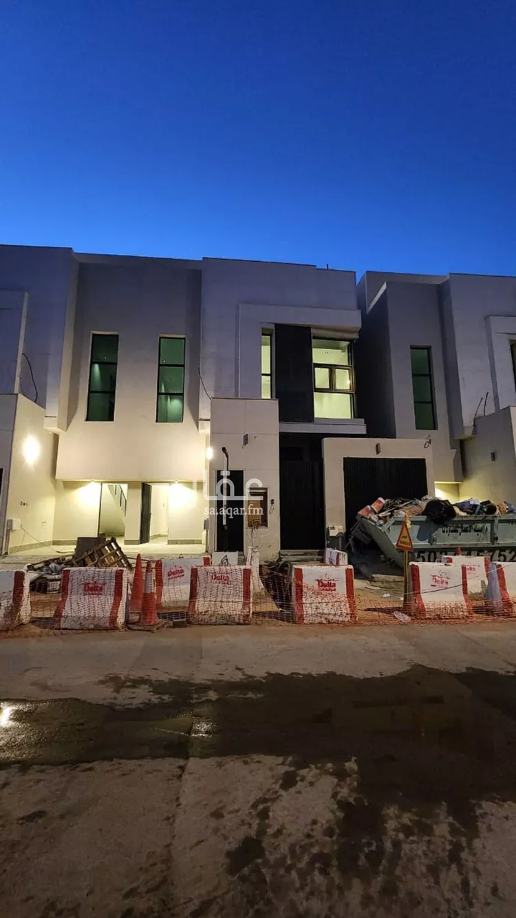 دور للبيع في شارع الصيادة, حي قرطبة, مدينة الرياض, منطقة الرياض صورة 2