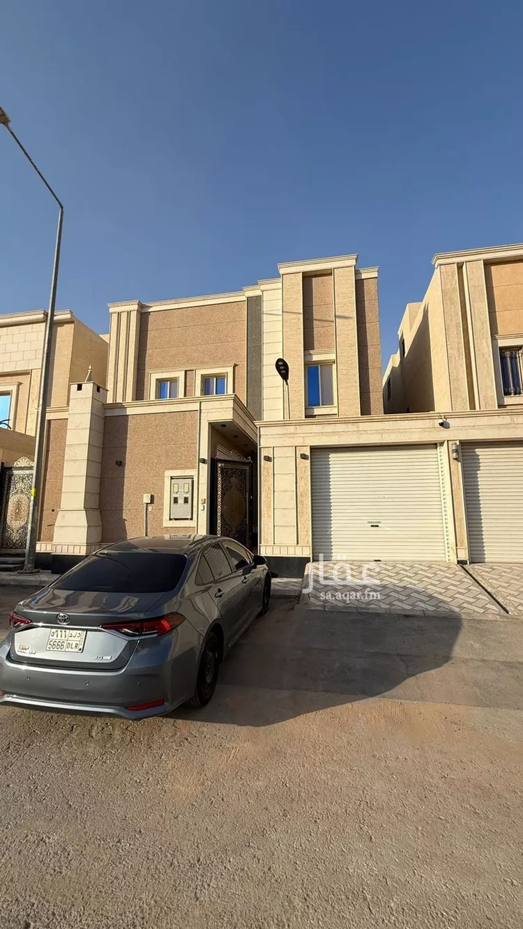 فيلا للبيع في شارع سليمان الحميضي, حي الرمال, مدينة الرياض, منطقة الرياض صورة 2