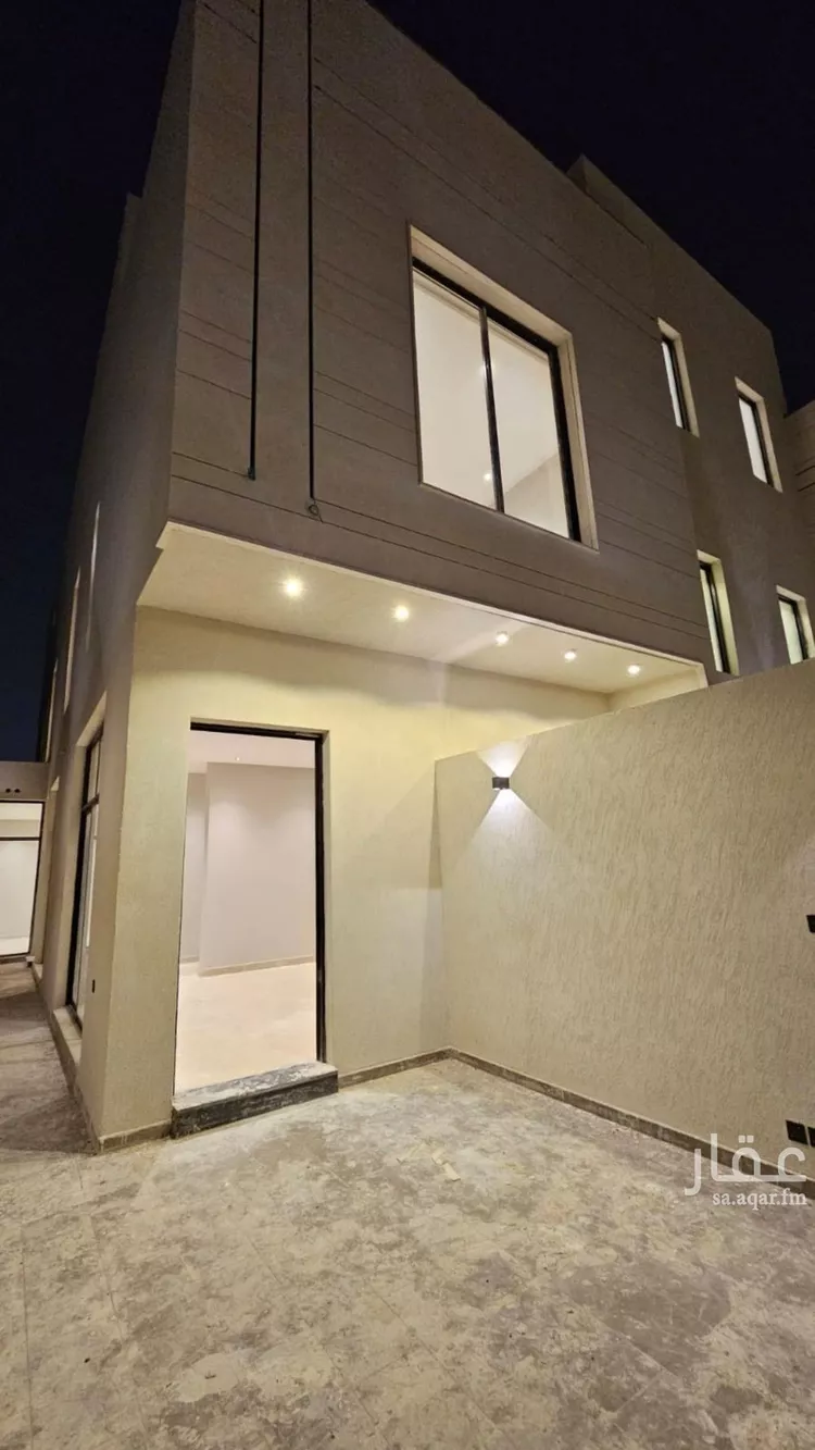 دور للبيع في شارع القطار, حي الملك فيصل, مدينة الرياض, منطقة الرياض 7