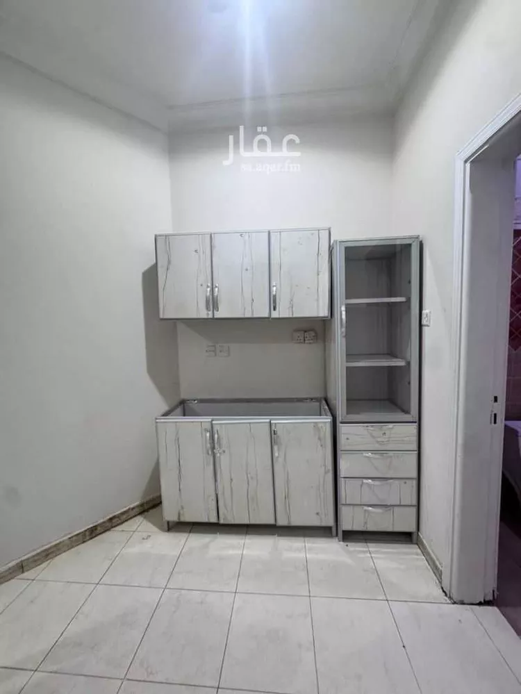 شقة للإيجار في شارع المصانع, حي الحمراء, مدينة الرياض, منطقة الرياض 14