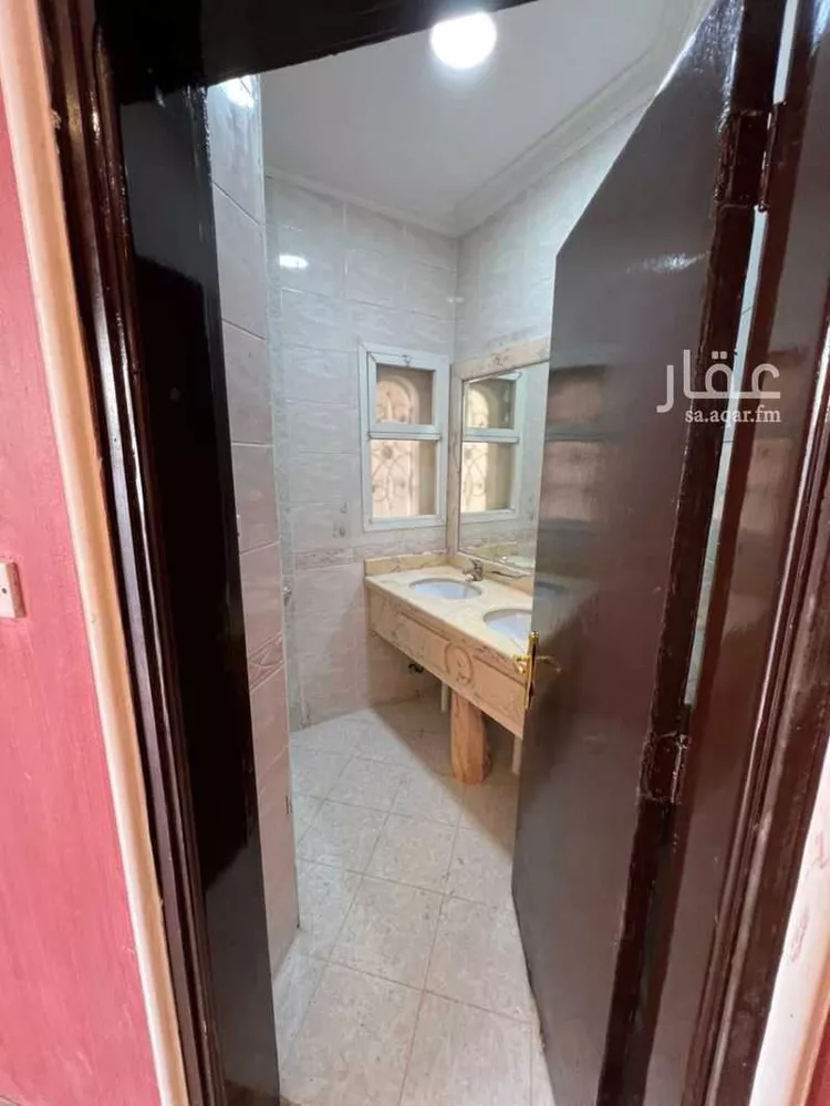 شقة للإيجار في شارع روضة مهنا, حي السليمانية, مدينة الرياض, منطقة الرياض 15