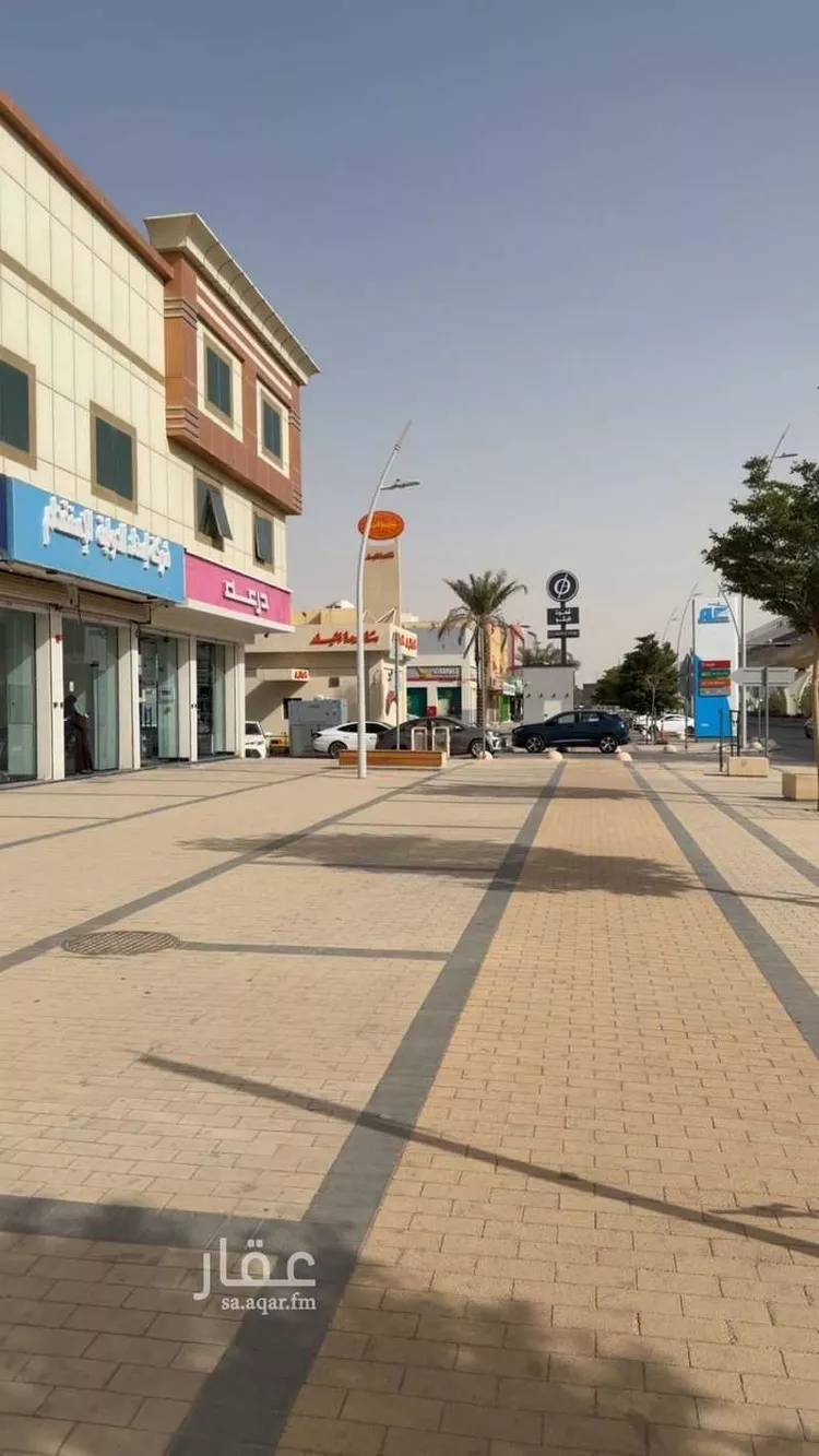 محل للإيجار في شارع الشيخ حسن بن حسين بن علي, حي إشبيلية, مدينة الرياض, منطقة الرياض 1 صورة