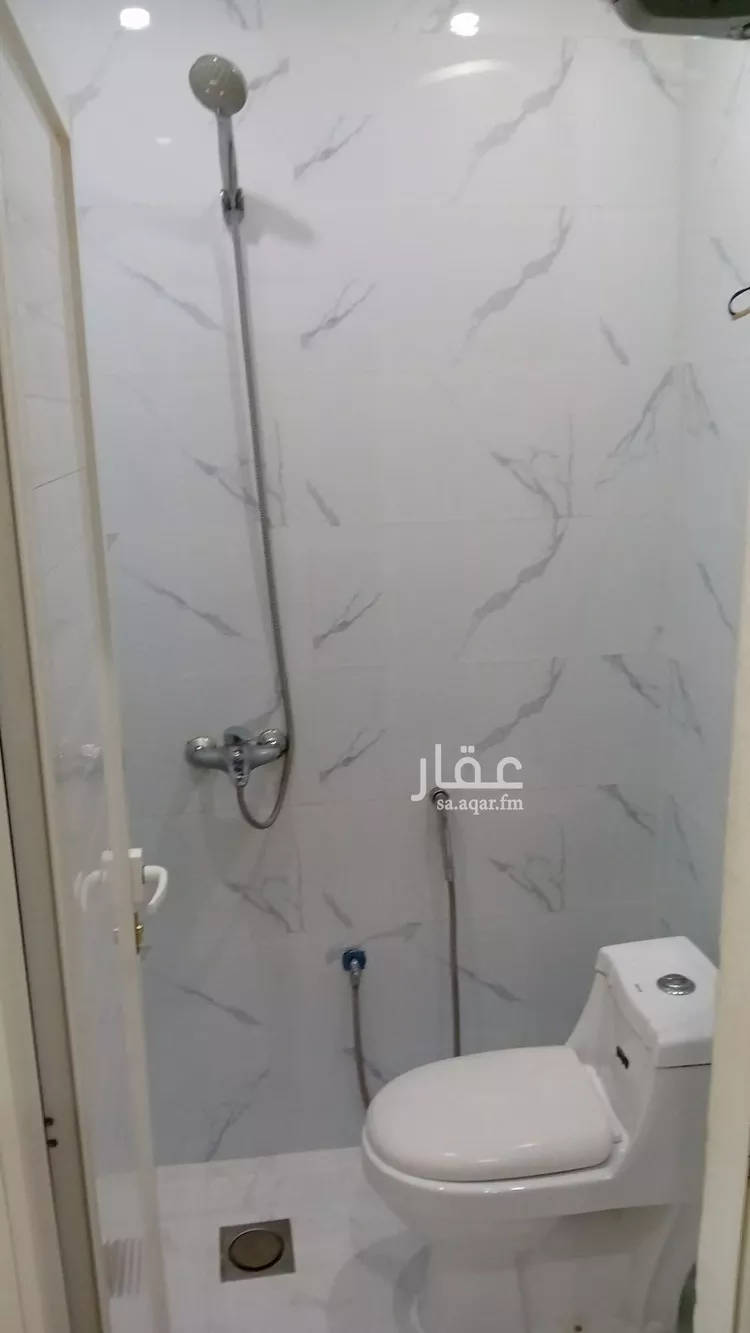 شقة للإيجار في شارع الخزنة, حي إشبيلية, مدينة الرياض, منطقة الرياض صورة 4