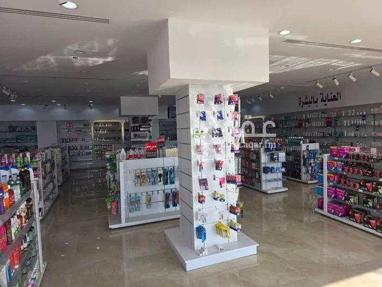 محل للإيجار في شارع ابي بكر الصديق الفرعي, حي التعاون, مدينة الرياض, منطقة الرياض