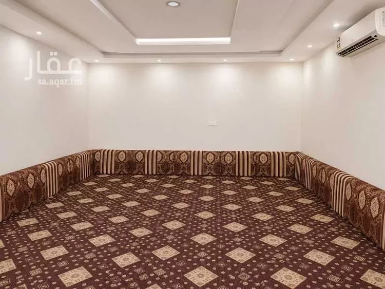 استراحة للبيع في شارع بشر ابن الحارث, حي مزارع واشله, مدينة الرياض, منطقة الرياض 12