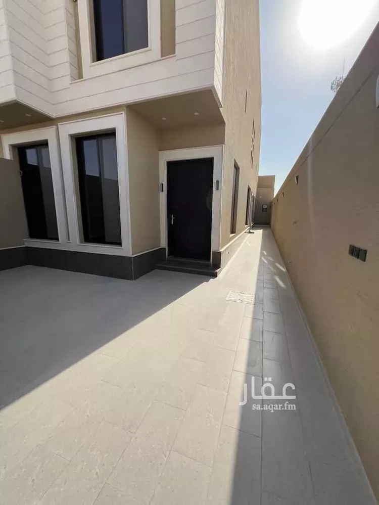 دور للبيع في شارع إبراهيم الكوارني, حي البيان, مدينة الرياض, منطقة الرياض صورة 3