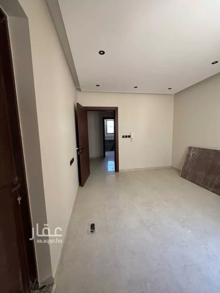 فيلا للبيع في شارع مرزوقي الجاوه, حي العوالي, مدينة الرياض, منطقة الرياض صورة 3