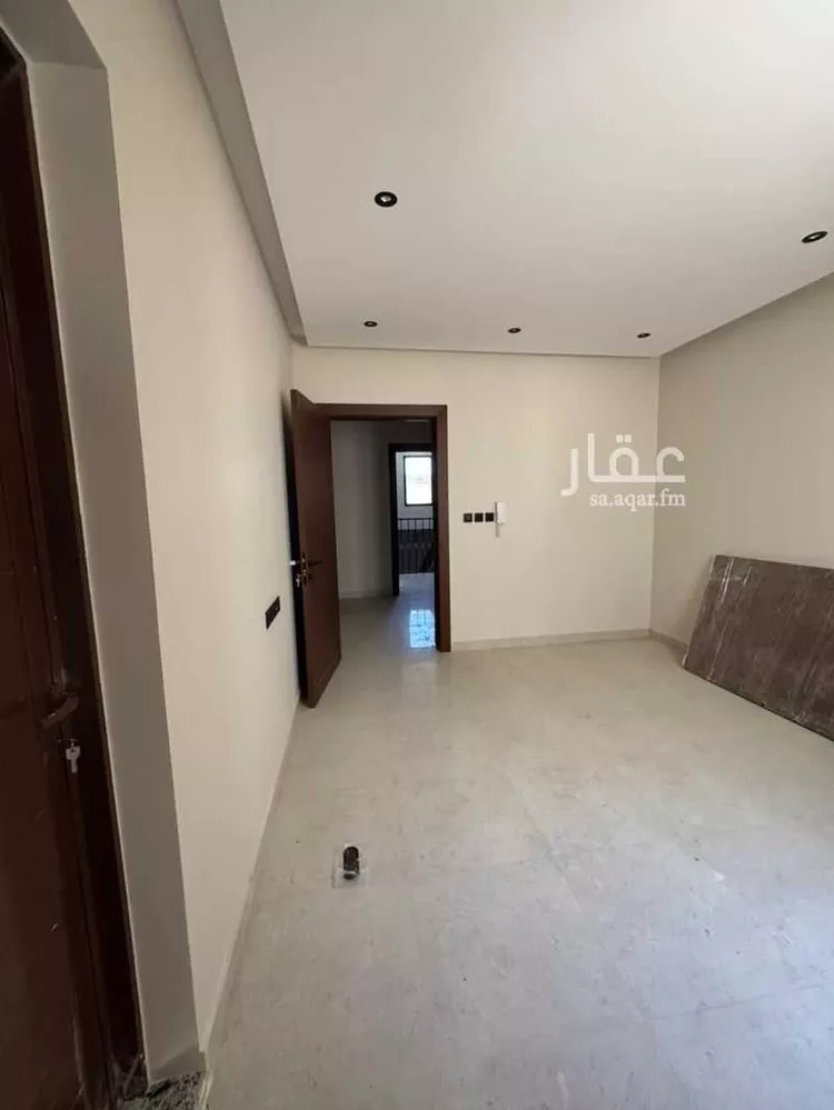 فيلا للبيع في شارع مرزوقي الجاوه, حي العوالي, مدينة الرياض, منطقة الرياض صورة 3