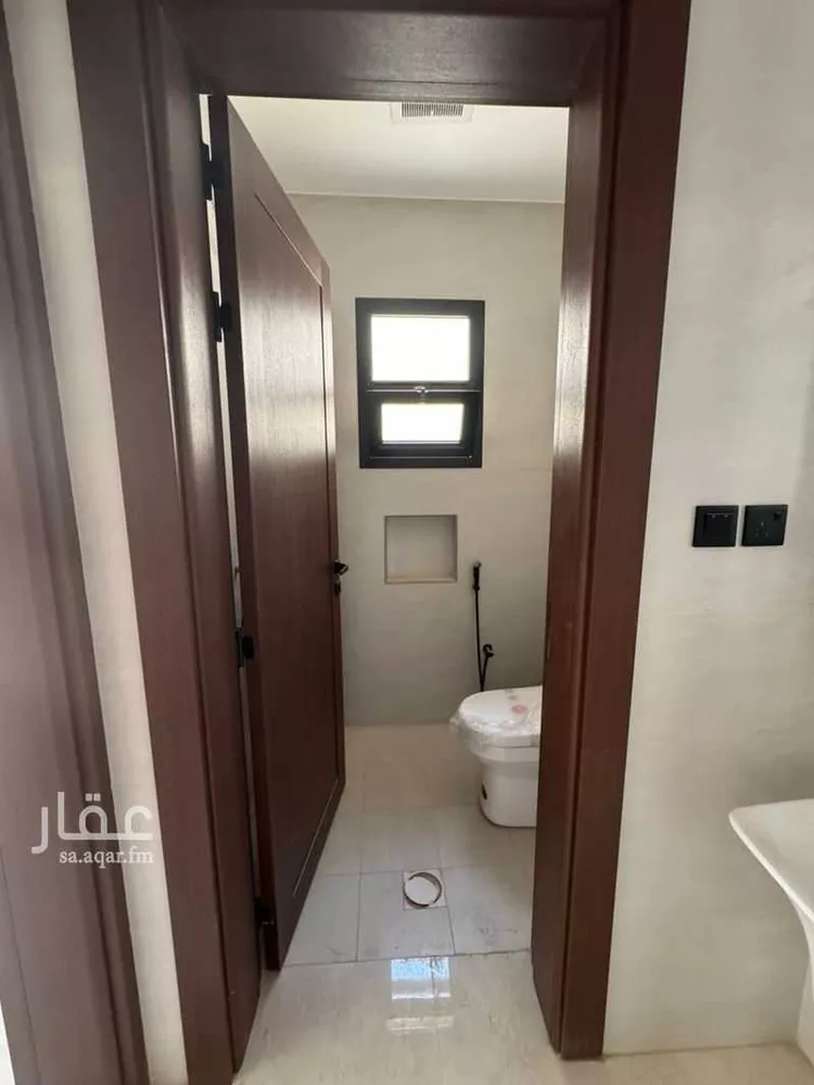 فيلا للبيع في شارع مرزوقي الجاوه, حي العوالي, مدينة الرياض, منطقة الرياض صورة 5