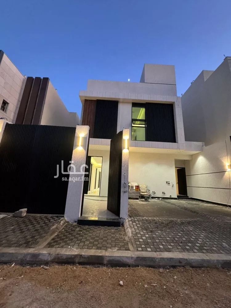 دور للبيع في شارع أحمد بن بركة, حي الرمال, مدينة الرياض, منطقة الرياض