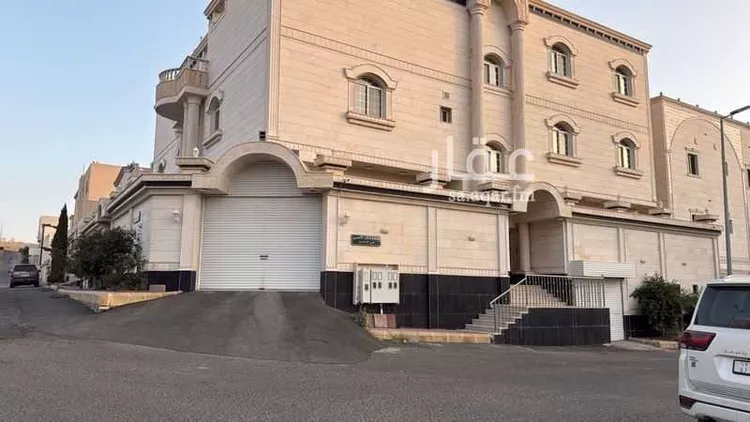 فيلا للإيجار في شارع خالد ابن احمد السديري ، حي القراحين ، الطائف ، الطائف