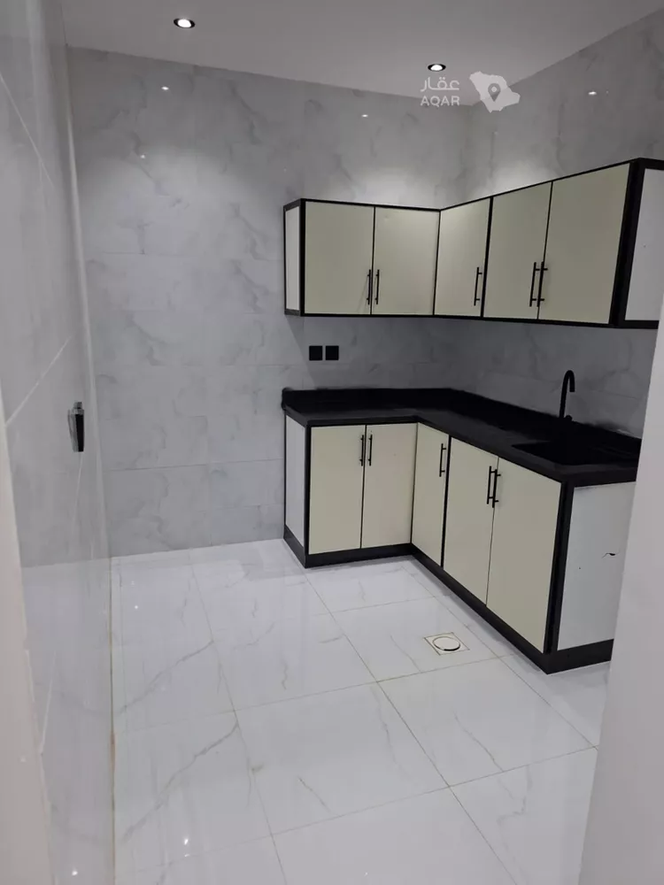 شقة للإيجار في شارع البحر الميت, حي إشبيلية, مدينة الرياض, منطقة الرياض