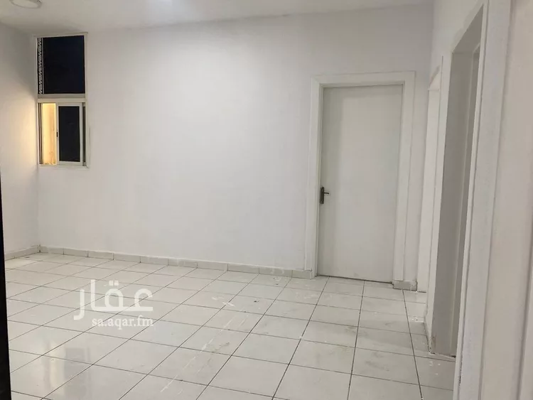 شقة للإيجار في شارع عبدالله بن معمر, حي أم الحمام الغربي, مدينة الرياض, منطقة الرياض صورة 2