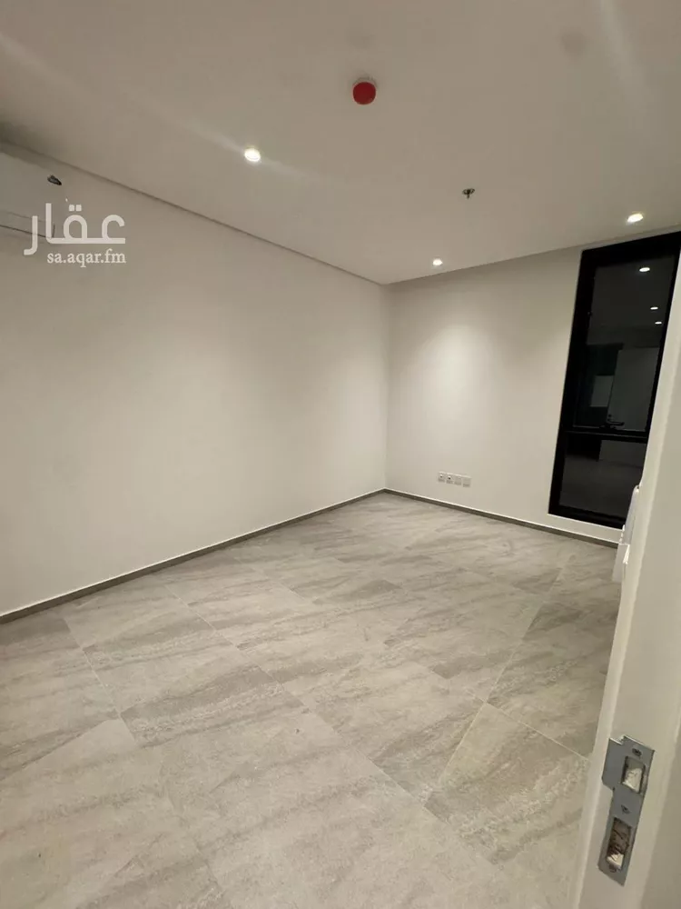 فيلا للإيجار في شارع عباس بن قيس, حي أم الحمام الغربي, مدينة الرياض, منطقة الرياض 8