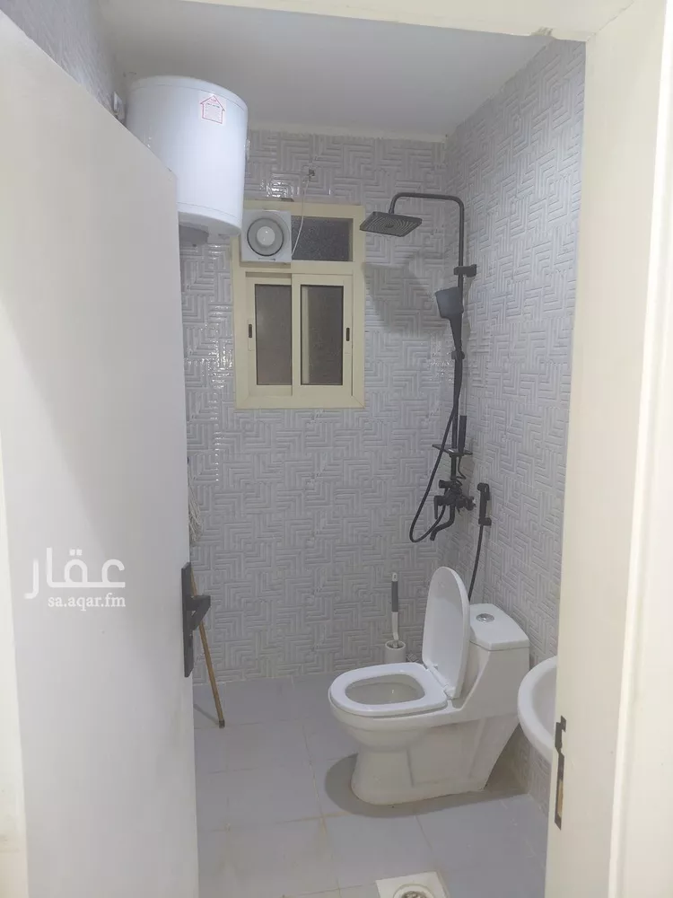 Commercial Office for Rent in Riyadh Umm Al Hamam Al Sharqi صورة 3
