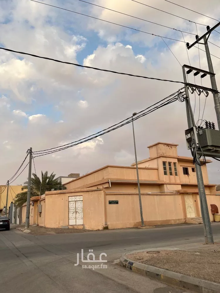 فيلا للبيع في شارع خالد بن الوليد, حي الملك فهد, مدينة المجمعة, منطقة الرياض صورة 3