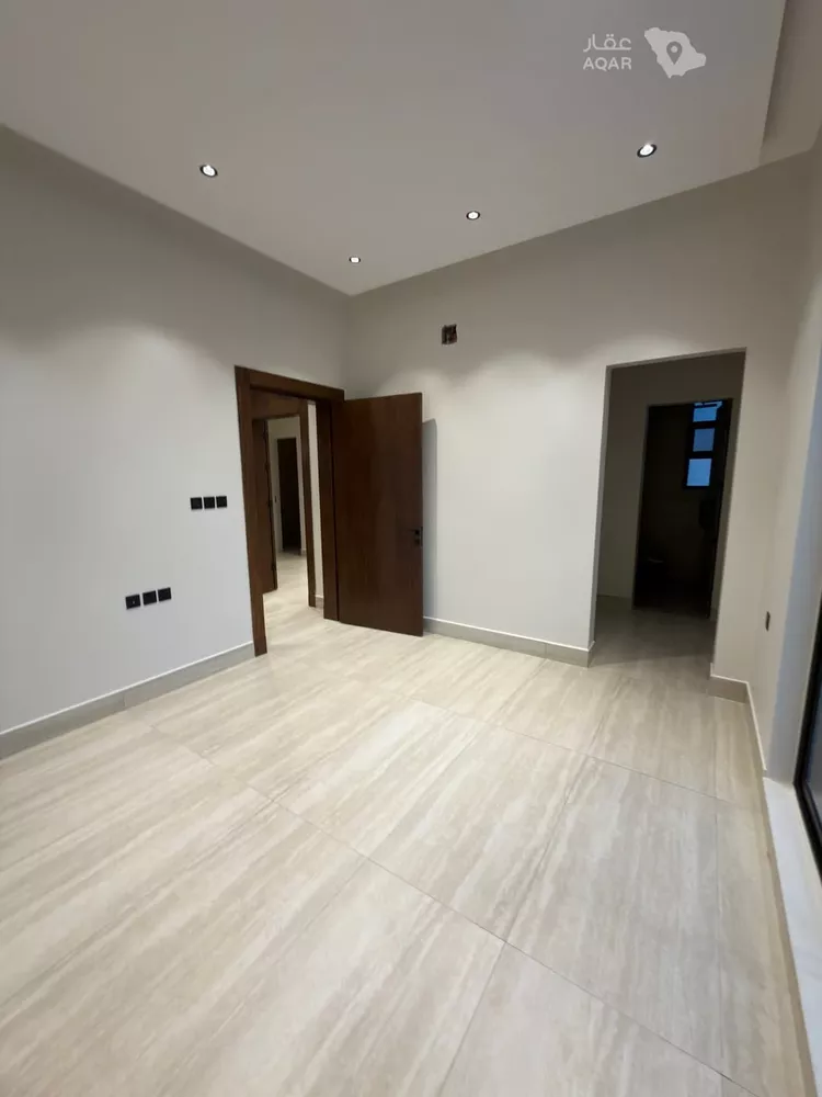 Villa for Sale in Riyadh Al Arid 7