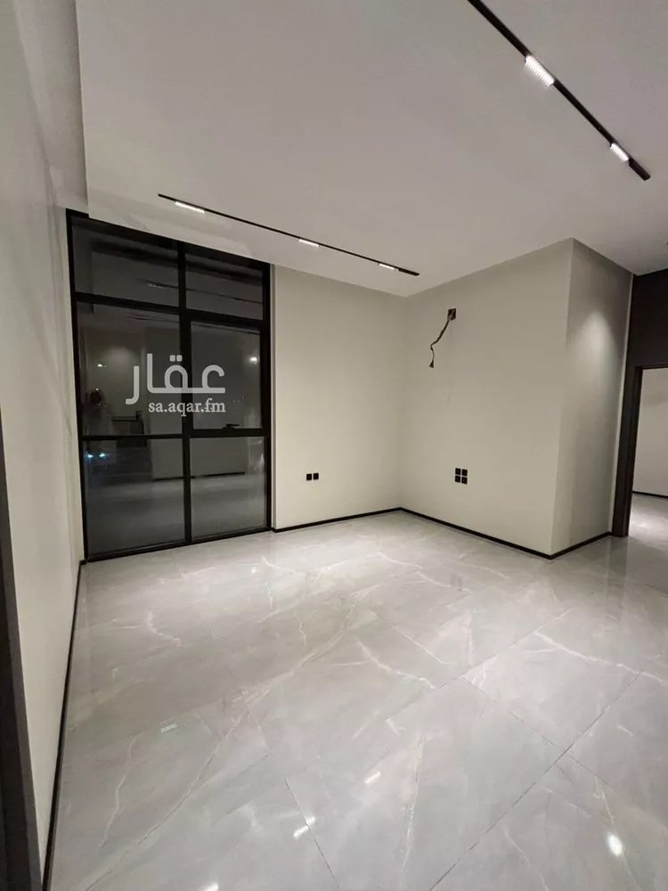 فيلا للبيع في شارع النباجي, حي العارض, مدينة الرياض, منطقة الرياض 10