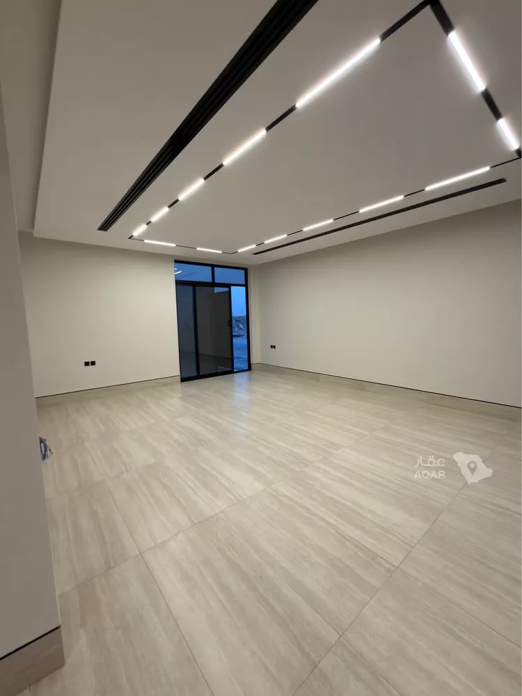 Villa for Sale in Riyadh Al Arid 9