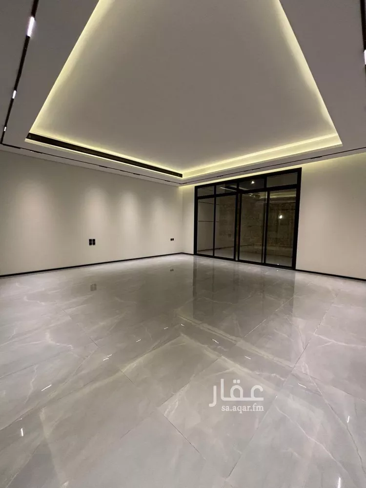 فيلا للبيع في شارع النباجي, حي العارض, مدينة الرياض, منطقة الرياض 7