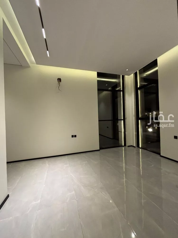 فيلا للبيع في شارع النباجي, حي العارض, مدينة الرياض, منطقة الرياض صورة 5