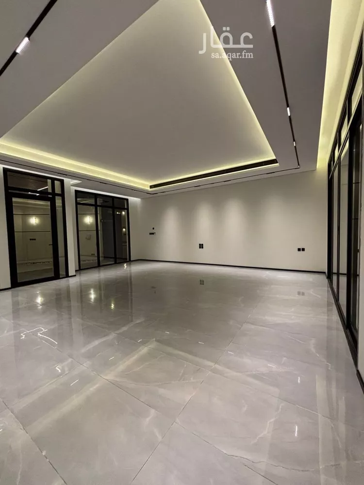 فيلا للبيع في شارع النباجي, حي العارض, مدينة الرياض, منطقة الرياض صورة 4