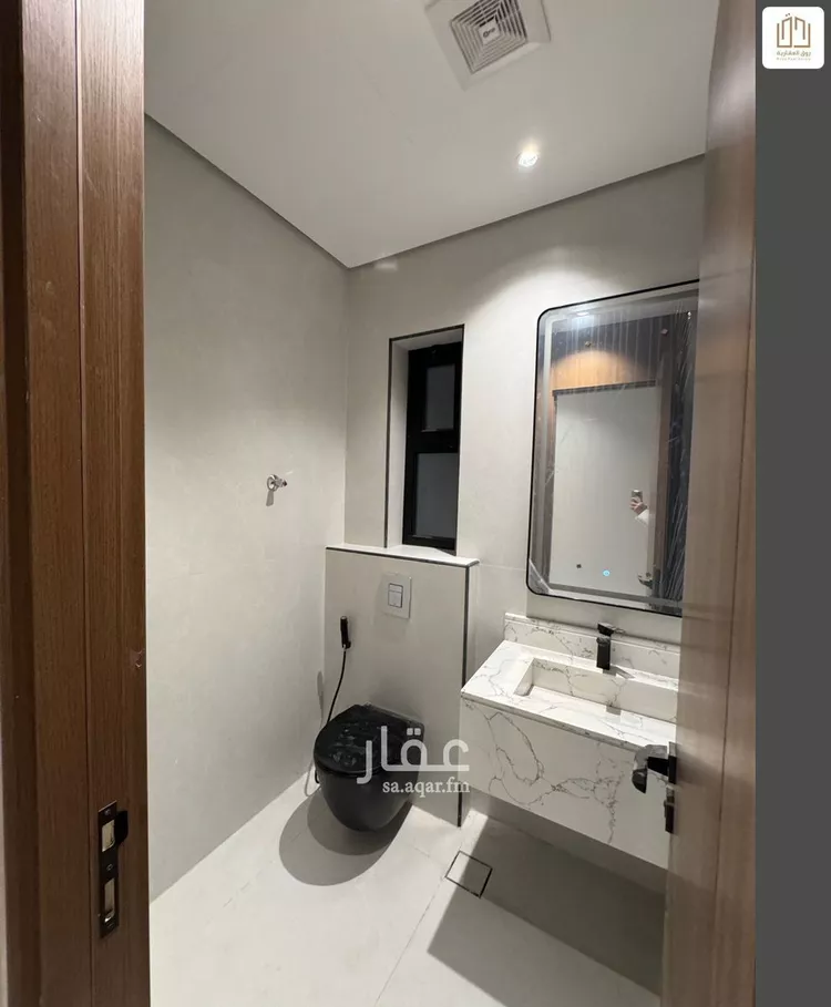 شقة للبيع في شارع المراح, حي الحمراء, مدينة الخبر, المنطقة الشرقية 14