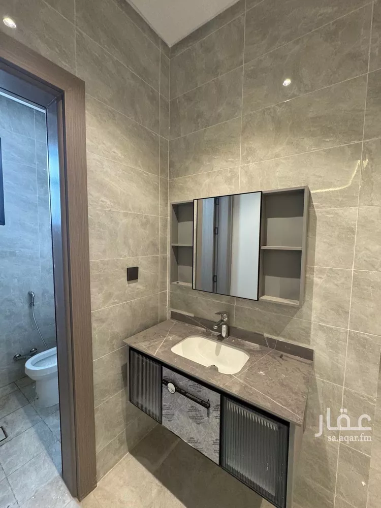 شقة للإيجار في شارع العطايف, حي الحمراء, مدينة الخبر, المنطقة الشرقية صورة 2