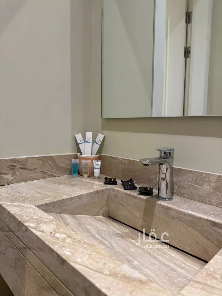 شقة للإيجار في شارع أم القرى, حي الحمراء, مدينة الخبر, المنطقة الشرقية صورة 5