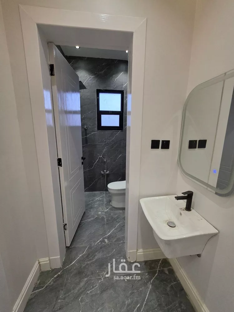 Villa for Sale in Riyadh Al Janadriyah 29