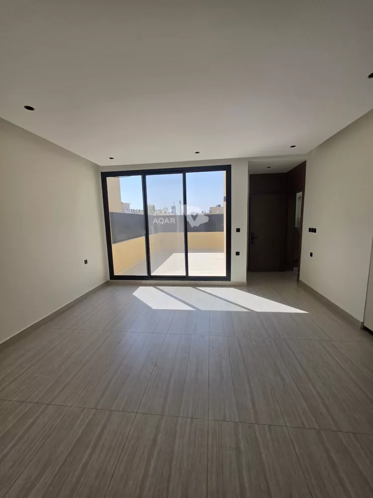 Floor for Rent in Riyadh Al Qirawan 14