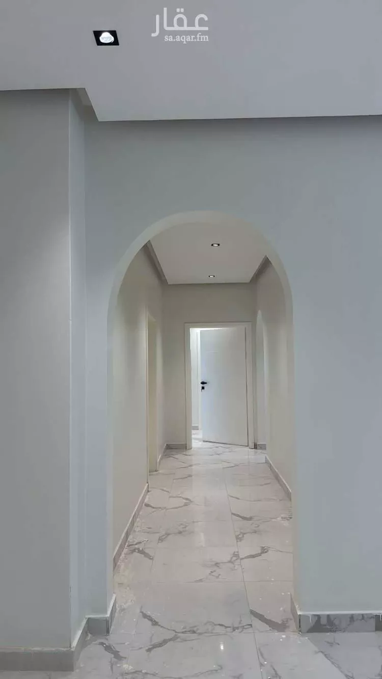 Building for Rent in Medina King Fahd صورة 5