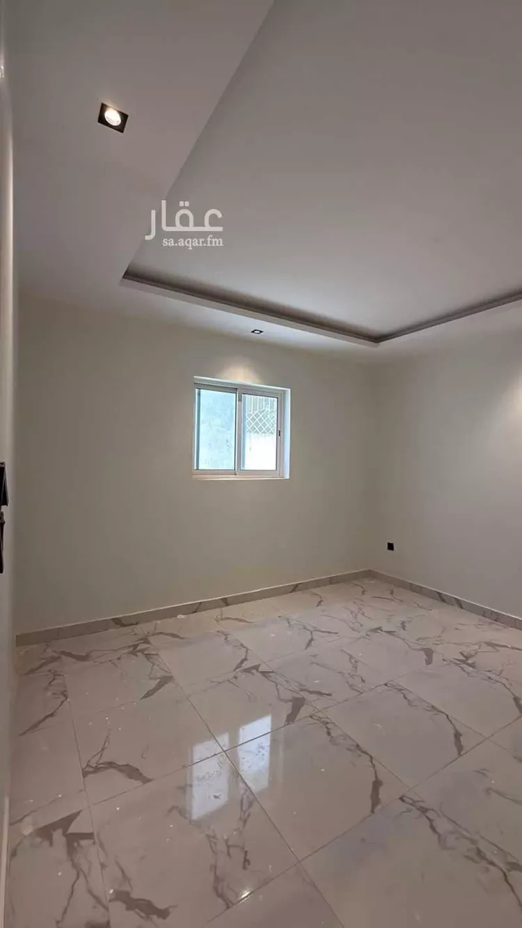 Building for Rent in Medina King Fahd صورة 4