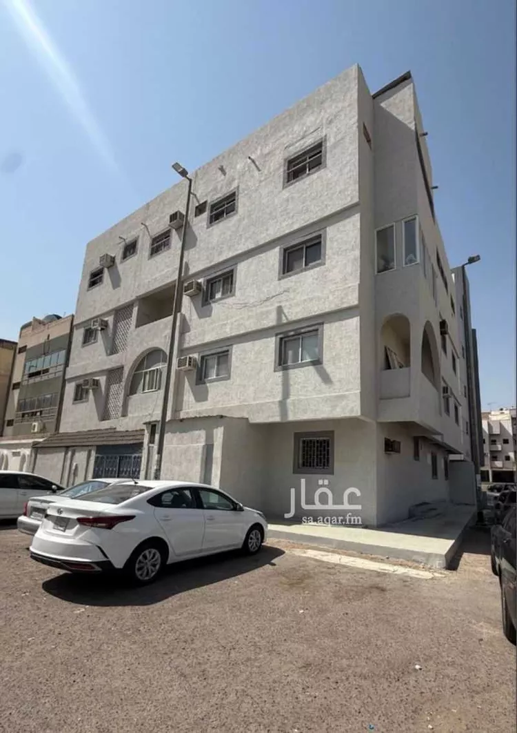 عمارة للبيع في شارع محمد بن سيرين, حي قربان, مدينة المدينه المنوره, منطقة المدينة المنورة صورة 3