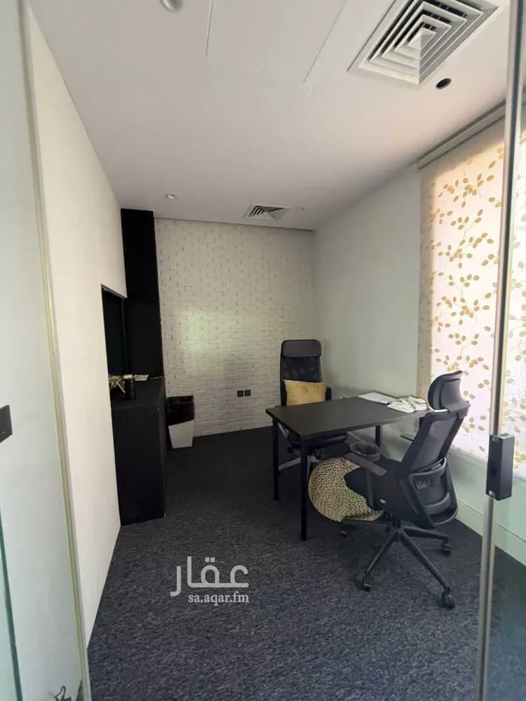 مكتب تجاري للإيجار في شارع انس بن مالك, حي الملقا, مدينة الرياض, منطقة الرياض صورة 4