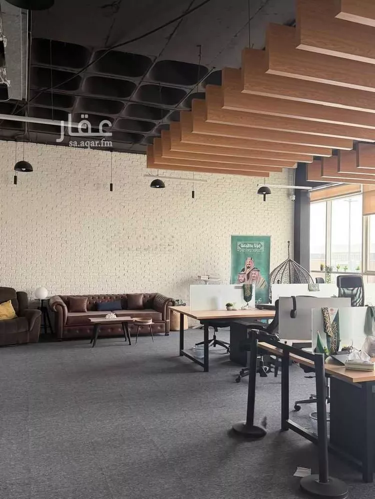 مجمع للإيجار في شارع انس بن مالك, حي الملقا, مدينة الرياض, منطقة الرياض